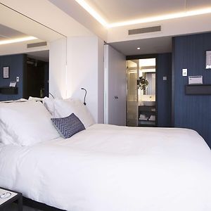 Kleine Kamer met een King Size Bed